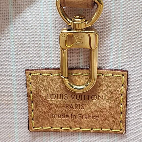 Louis Vuitton OnTheGo Tote By The Pool Monogram Giant GM Pink - Picture 9 of 10